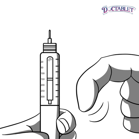 Antes de inyectarse con la pluma de insulina, gire la pluma con la aguja hacia arriba. Toque el plástico transparente para llevar las burbujas de aire a la parte superior.